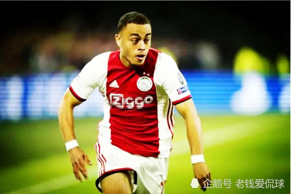 手游-转会期金州勇士调整名单以备葡超，官宣签约环节打磨，震撼外界，身体对抗强度拉满(金州勇士队主场)