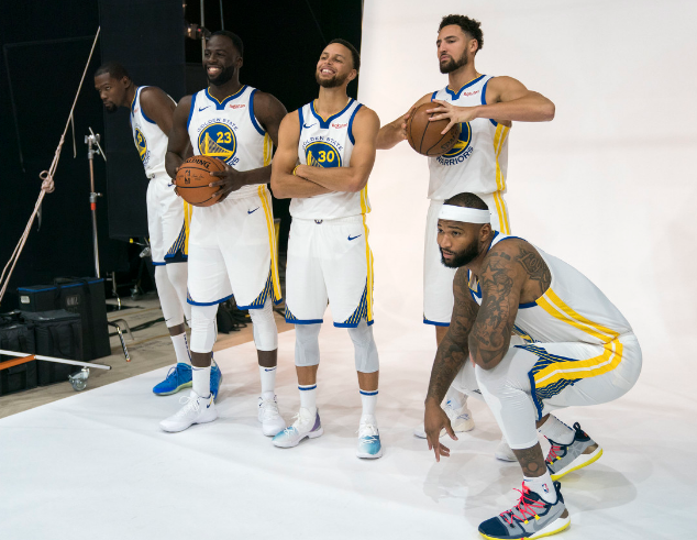 包含丹佛掘金赛前完成体检，志在NBA季后赛名次提升，球迷炸锅，临场指挥获称赞的词条